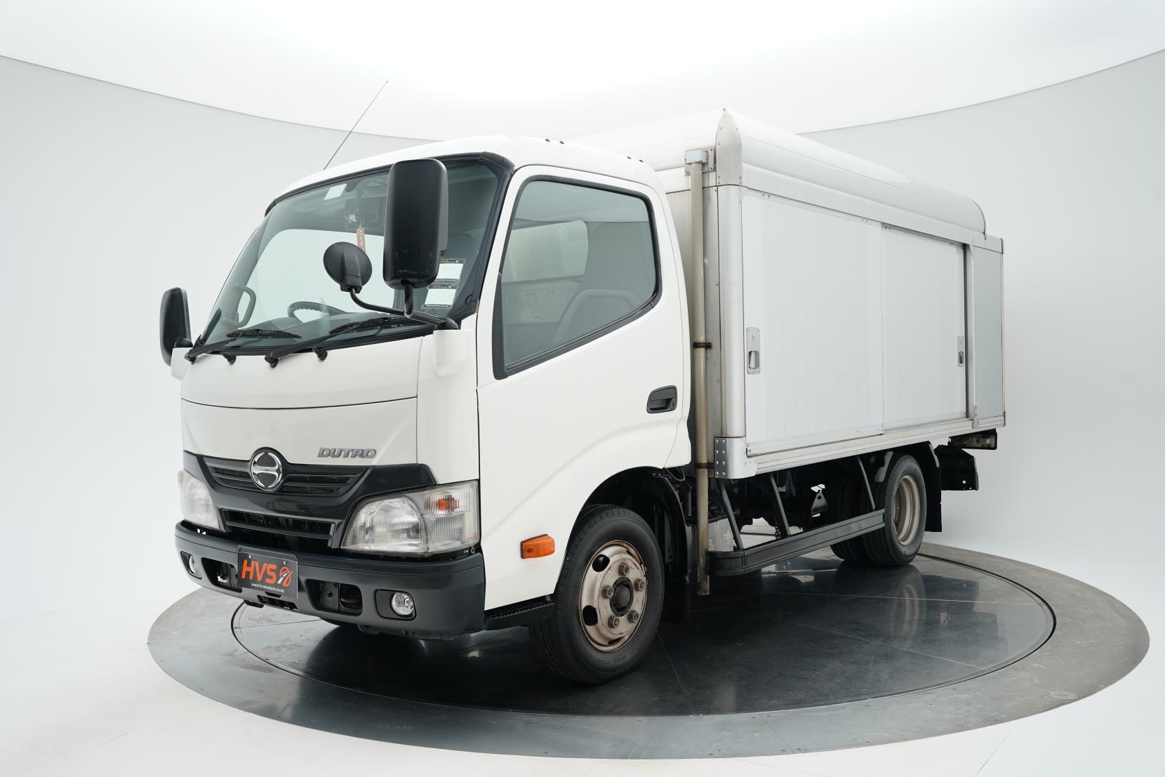 Hino Dutro  4.0 Bottle Truck