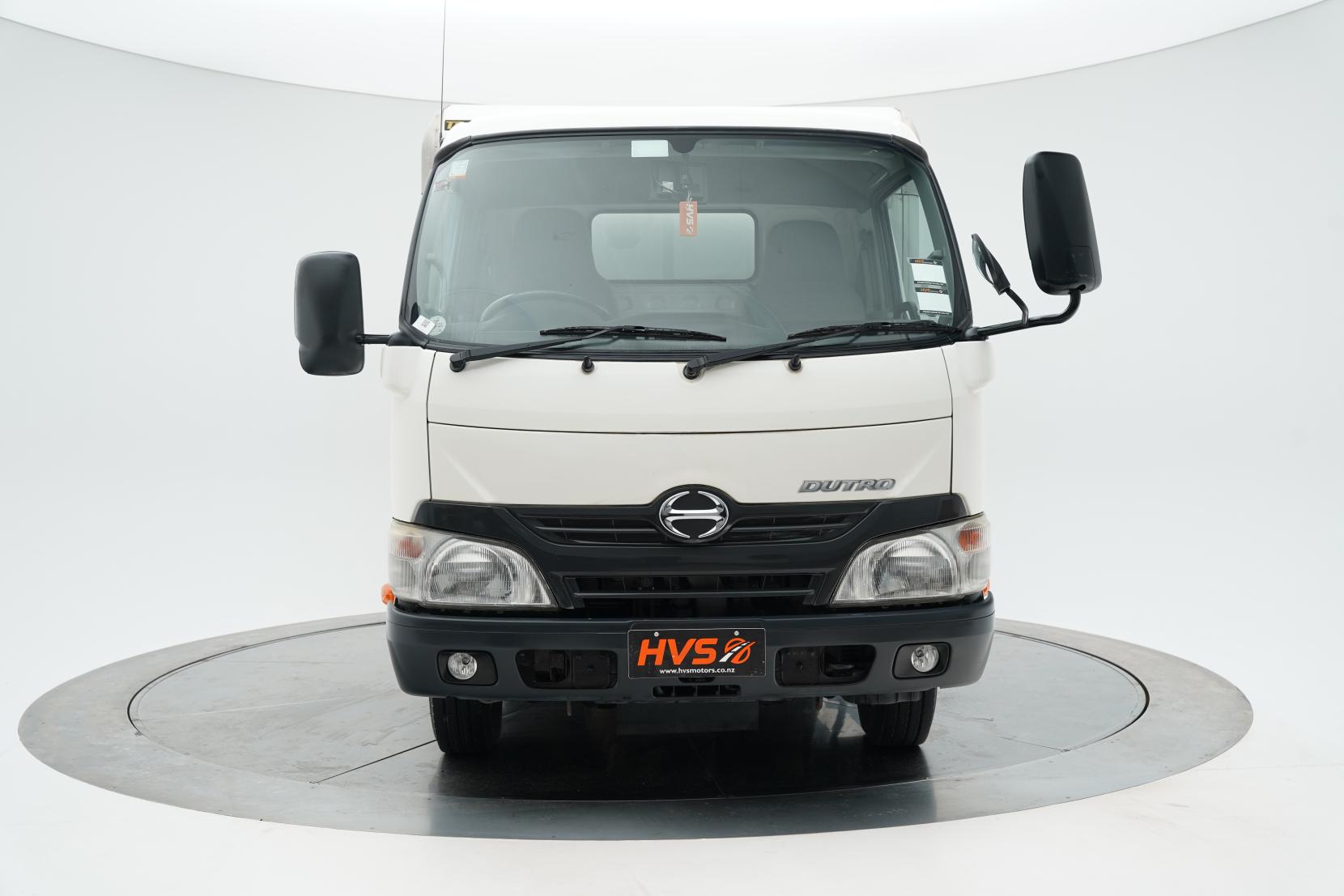 Hino Dutro  4.0 Bottle Truck