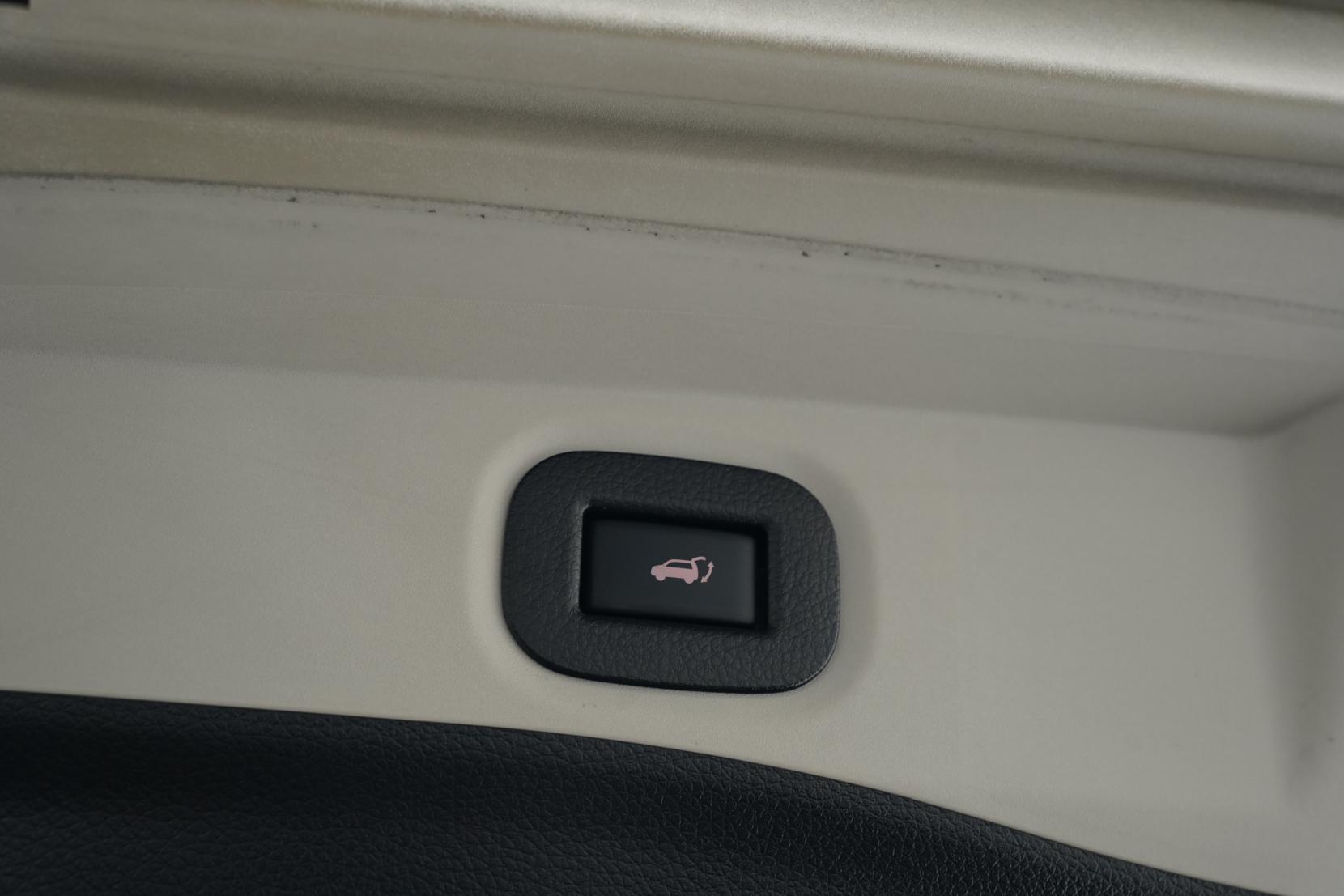 Nissan X-TRAIL 2.0 20XT 2WD 5 Seater