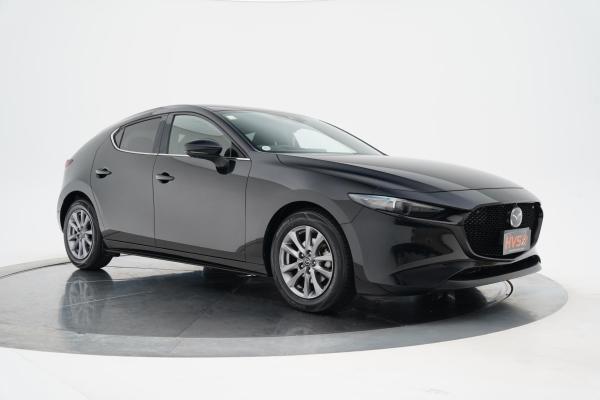 Mazda 3 2.0 Fastback 20S Touring Selection