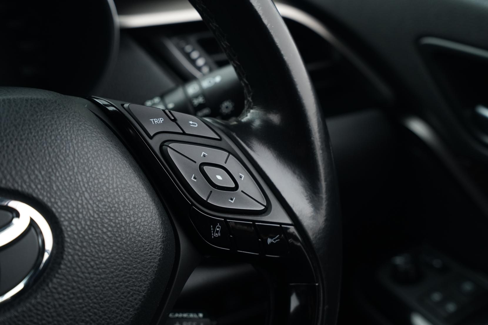 Toyota C-HR 1.8 G Hybrid