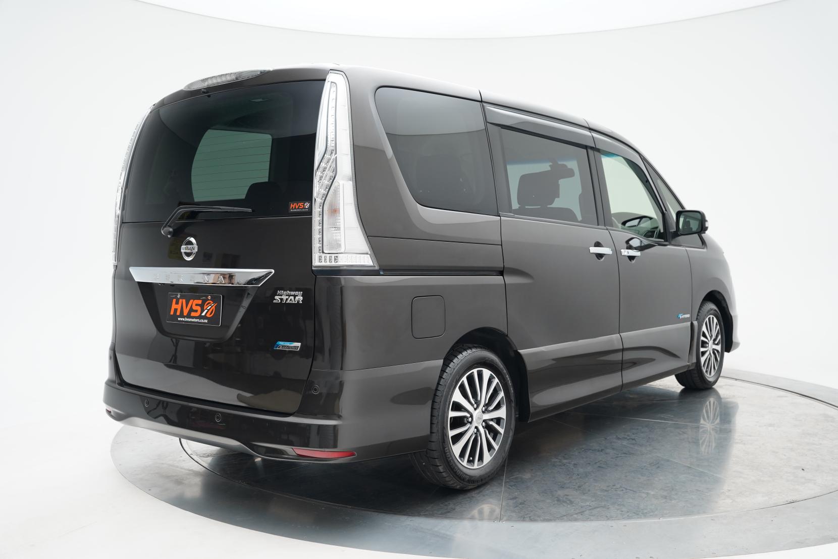 Nissan Serena (1991 – present) 2.0 Hybrid Highway Star V