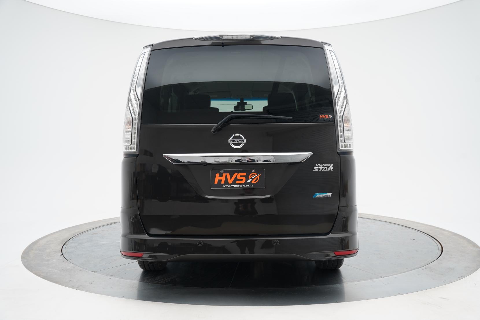 Nissan Serena (1991 – present) 2.0 Hybrid Highway Star V