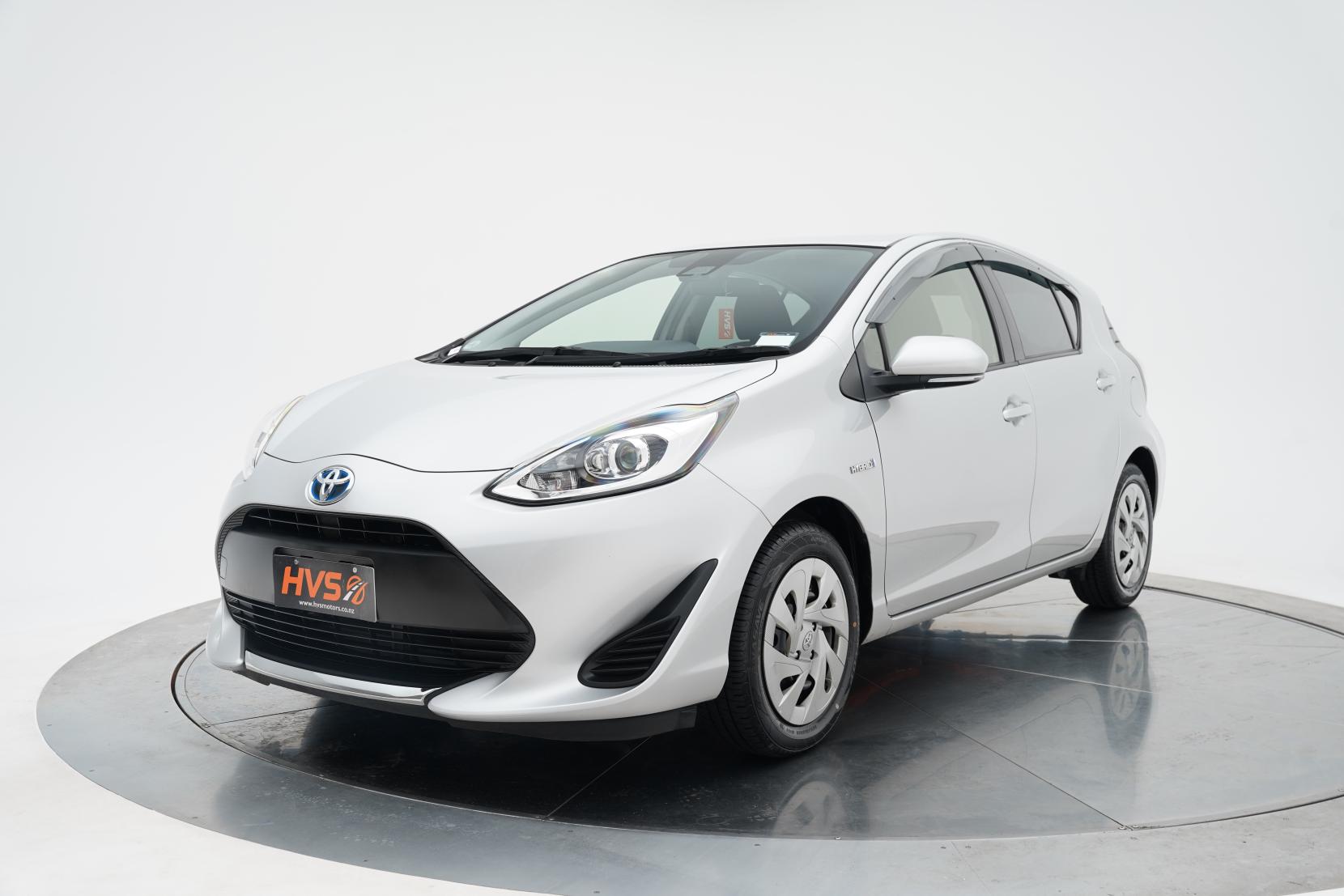 Toyota Aqua 1.5 Hybrid S