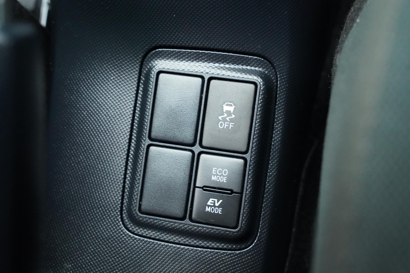 Toyota Aqua 1.5 Hybrid S