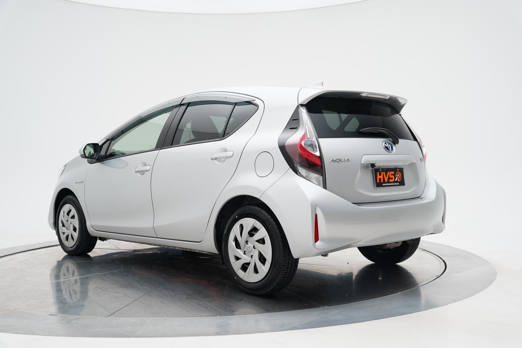 Toyota Aqua 1.5 Hybrid S