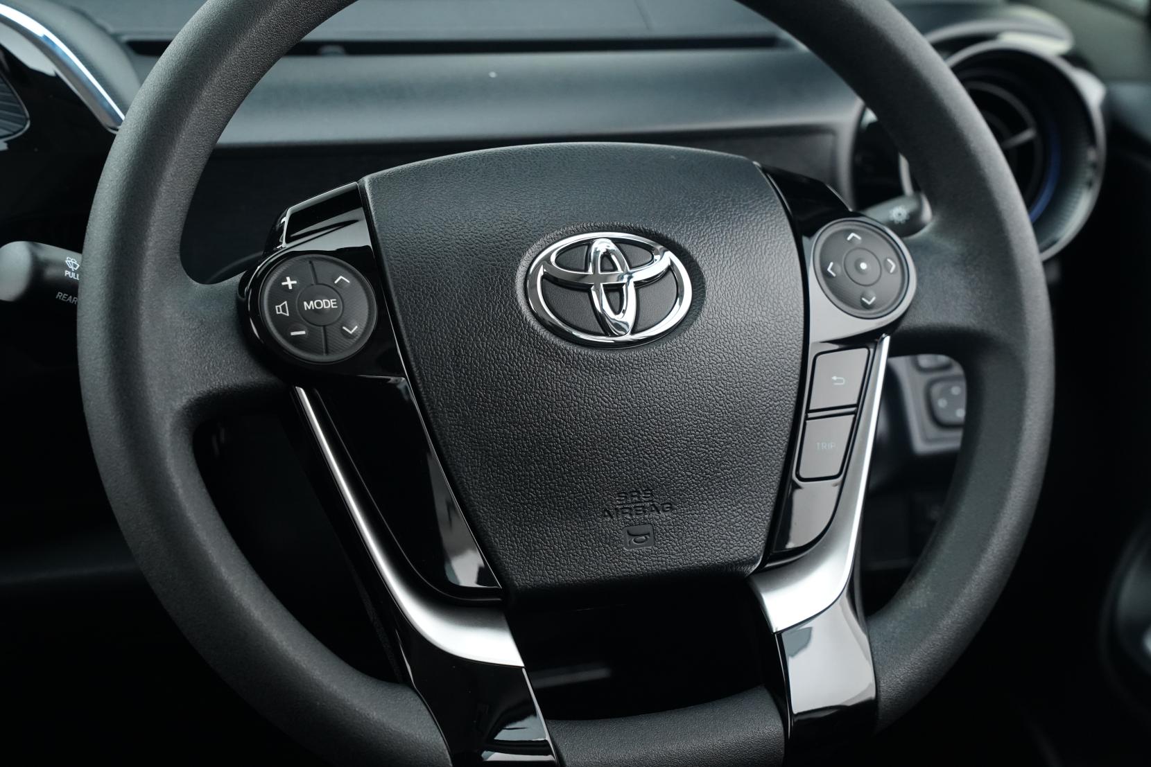 Toyota Aqua 1.5 Hybrid S