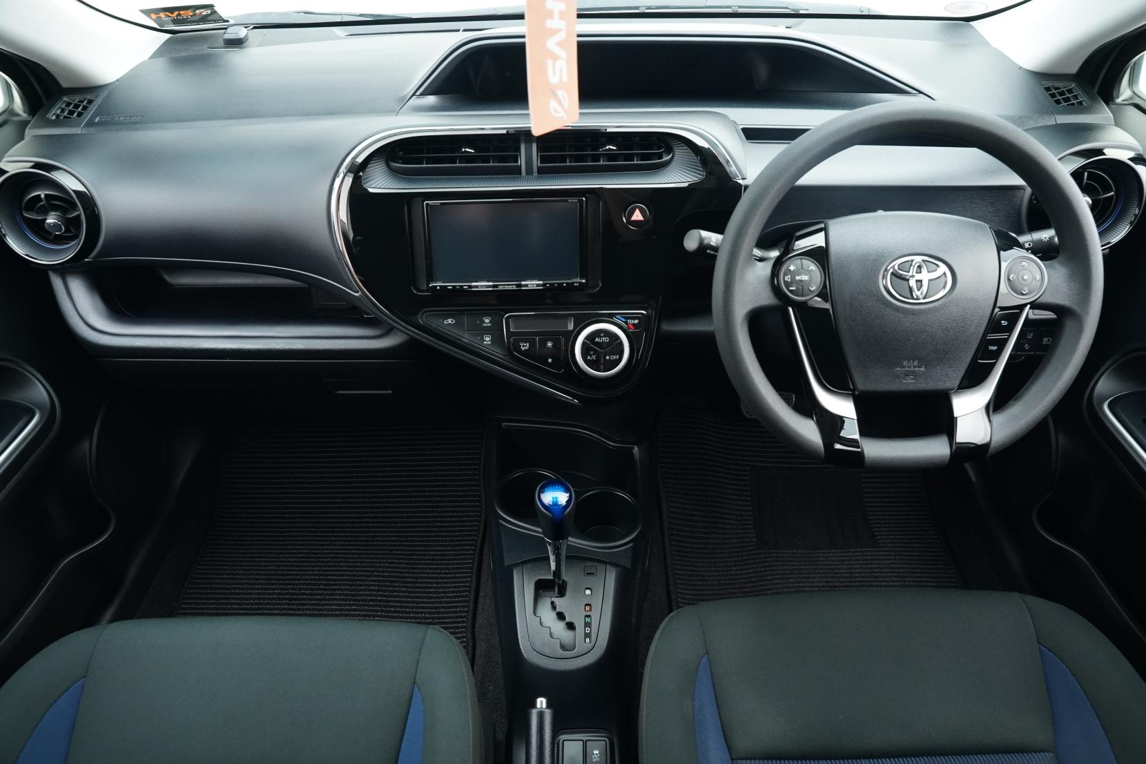 Toyota Aqua 1.5 Hybrid S