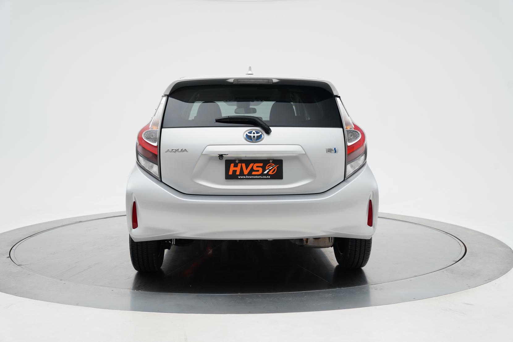 Toyota Aqua 1.5 Hybrid S