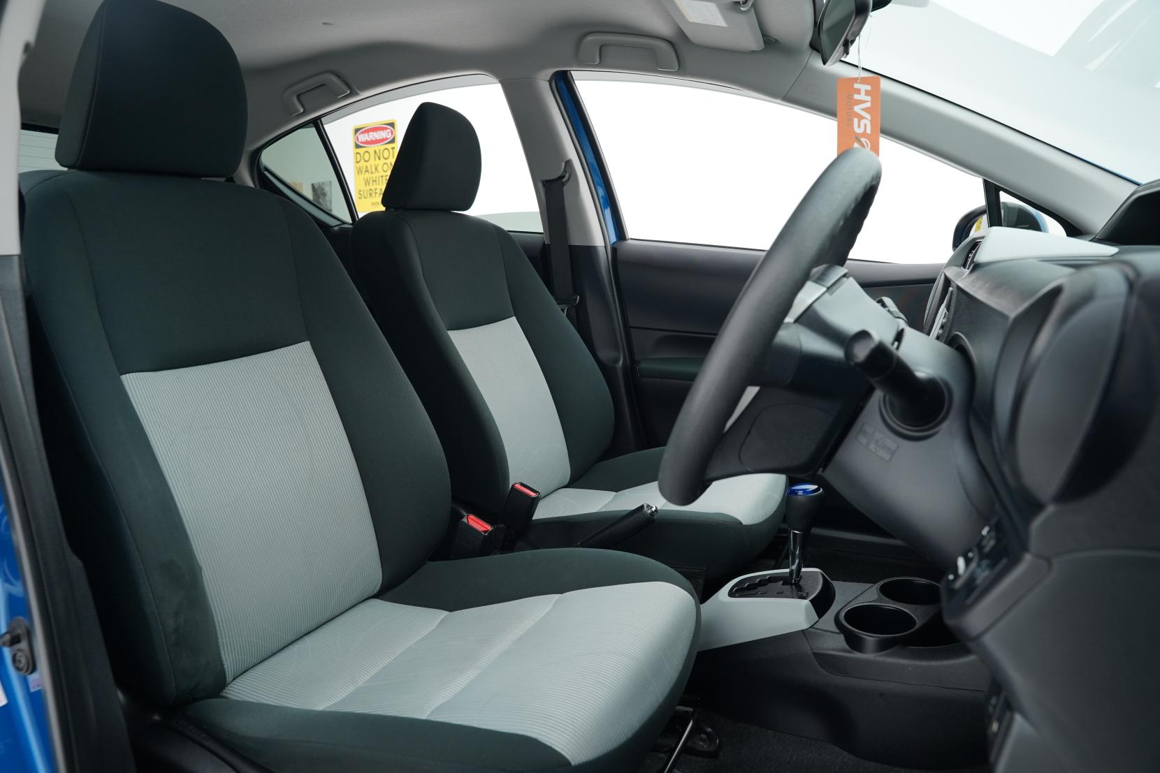 Toyota Aqua 1.5 L