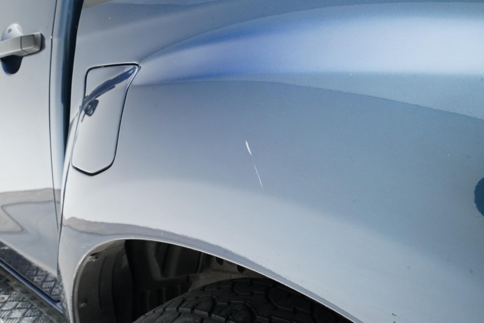 Isuzu D-Max 3.0 LX DC 3.0D/4WD/5MT