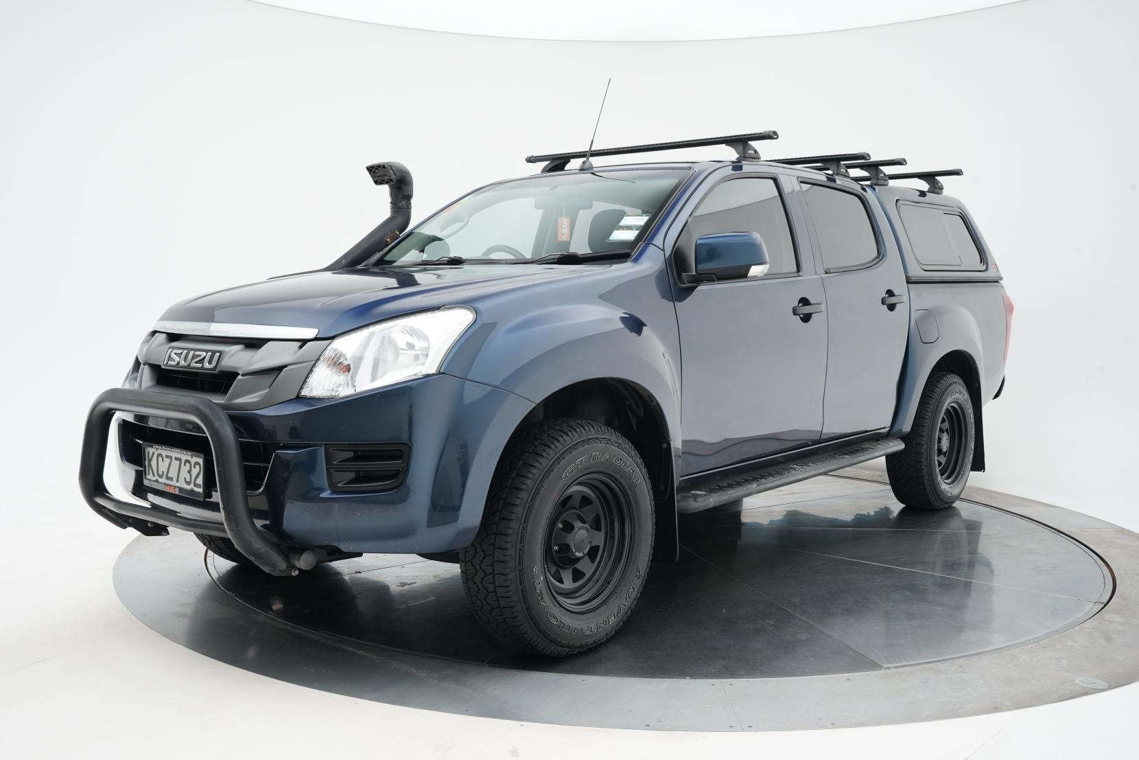 Isuzu D-Max 3.0 LX DC 3.0D/4WD/5MT