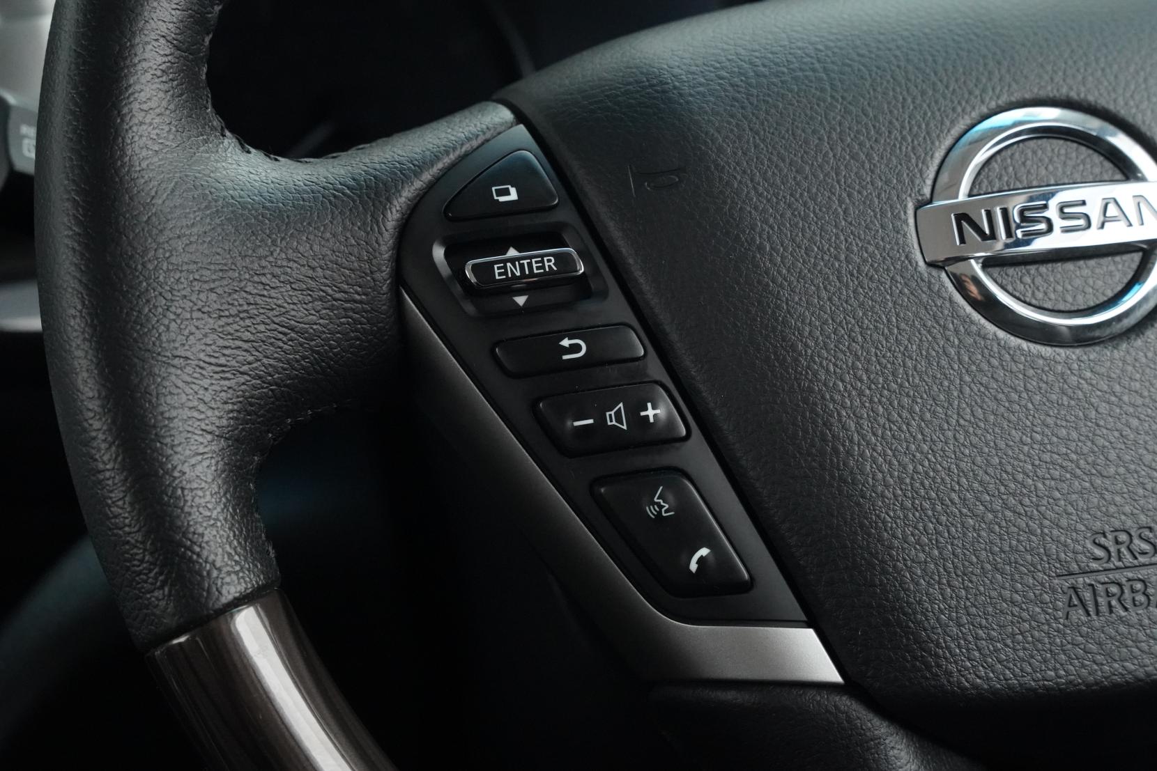 Nissan Elgrand 2.5 250 HIGHWAY STAR S URBAN CHROME