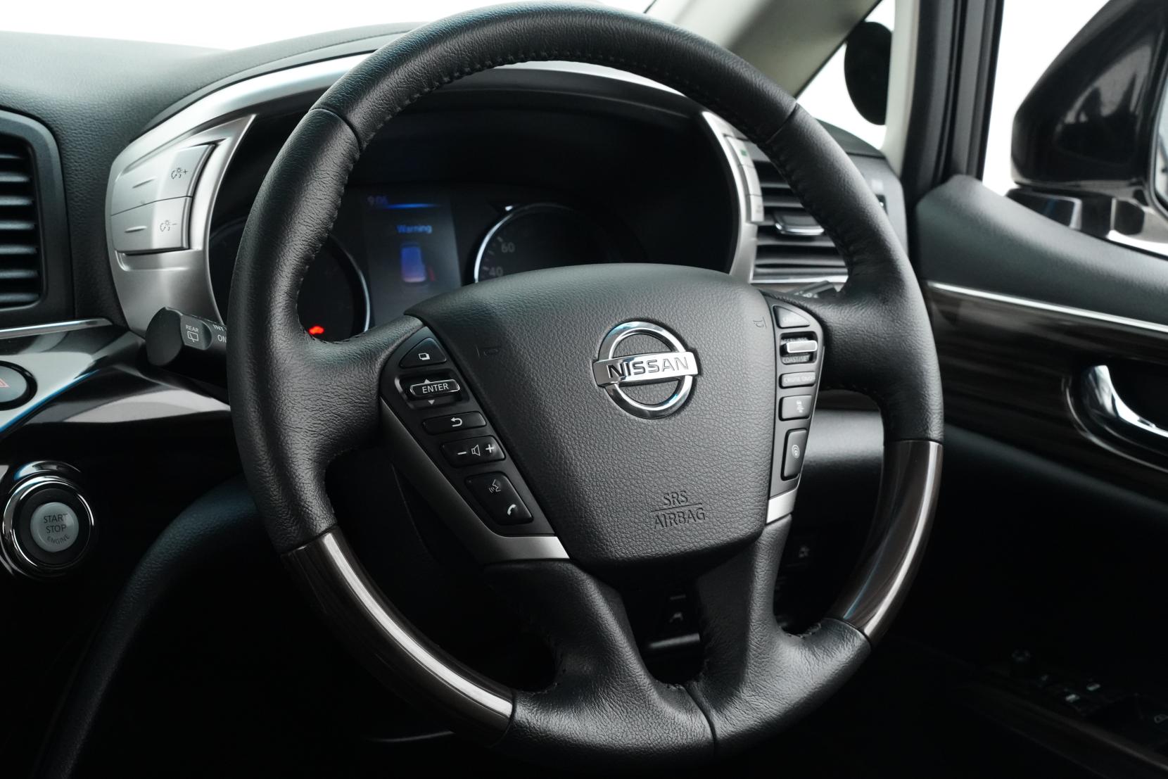 Nissan Elgrand 2.5 250 HIGHWAY STAR S URBAN CHROME