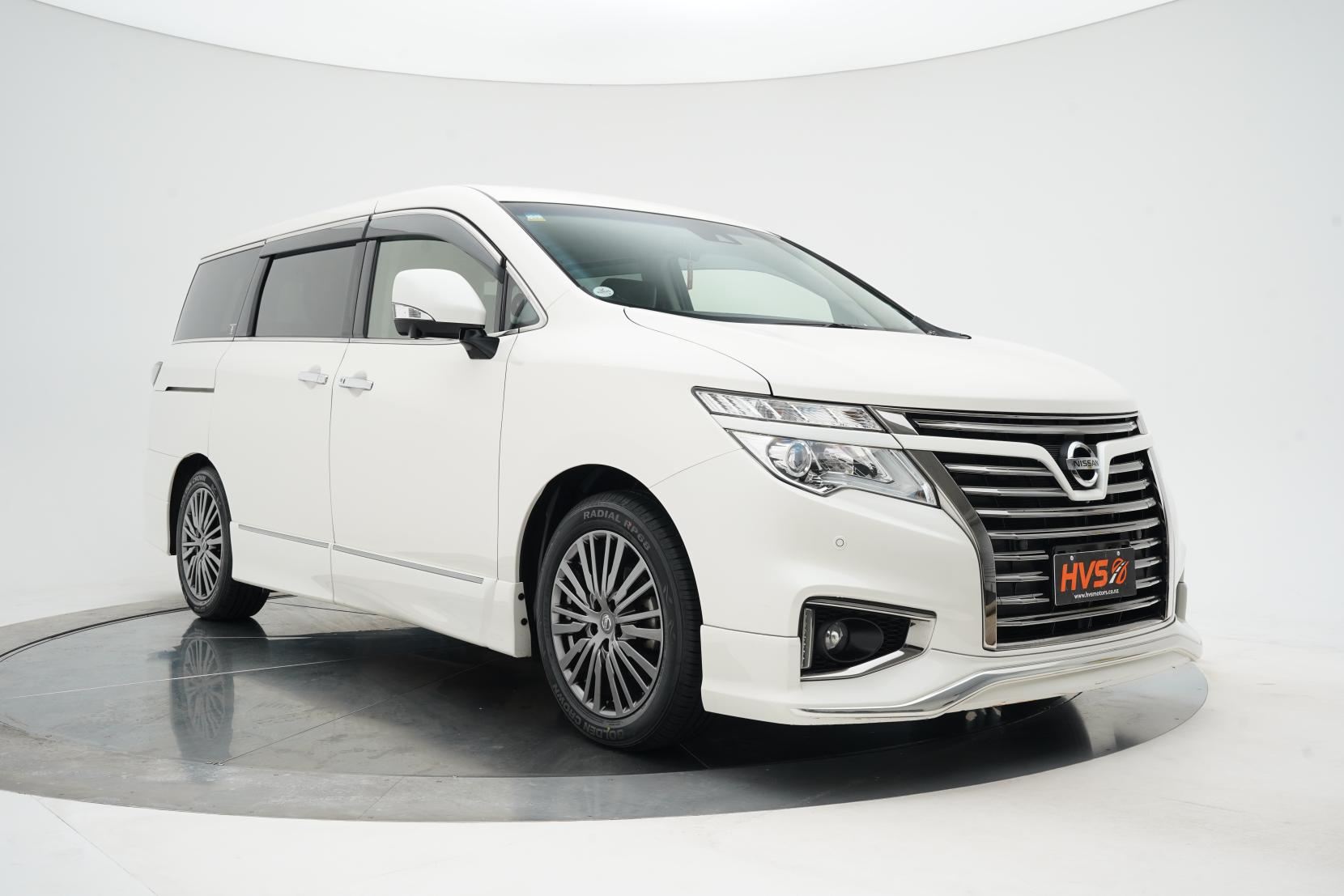 Nissan Elgrand 2.5 250 HIGHWAY STAR S URBAN CHROME