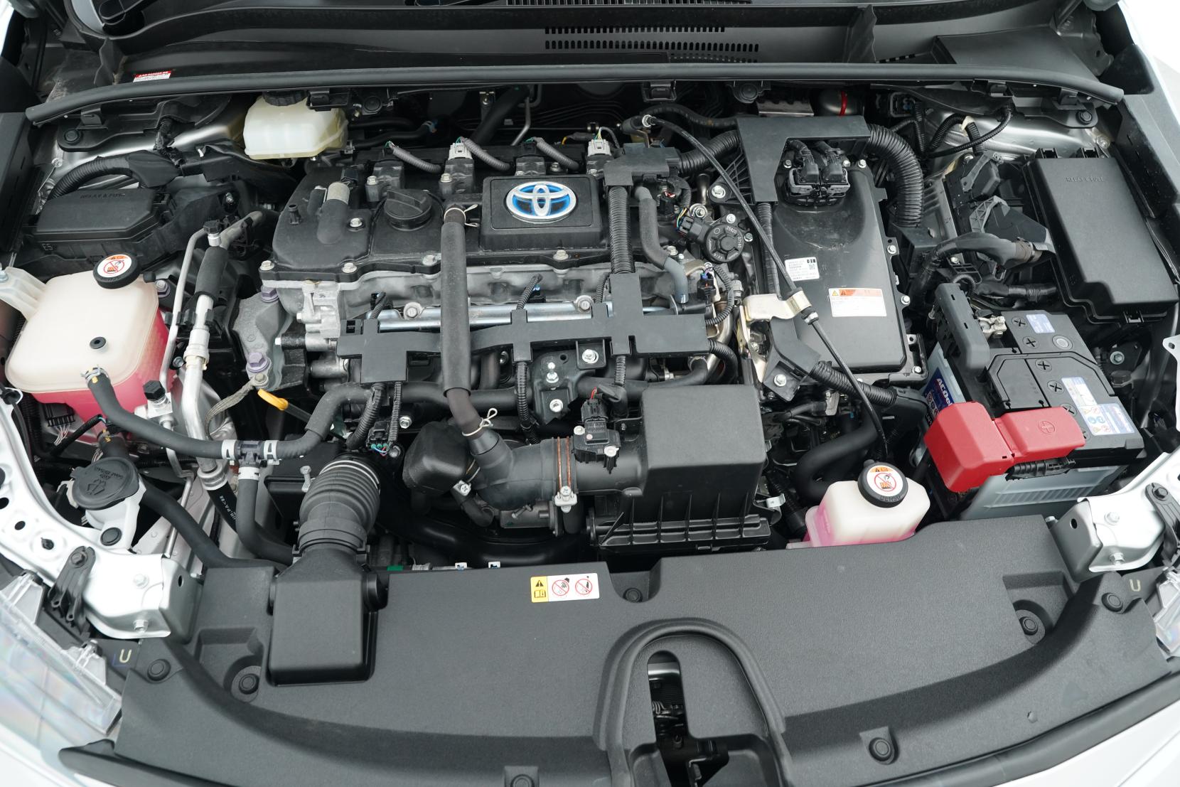 Toyota Corolla Touring Hybrid G-X