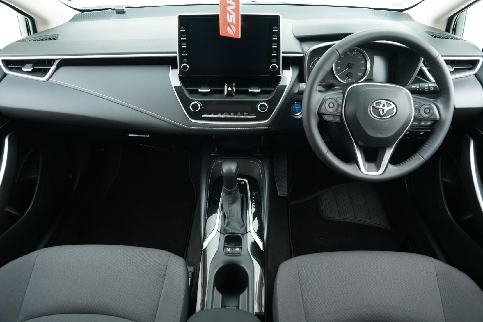 Toyota Corolla Touring Hybrid G-X