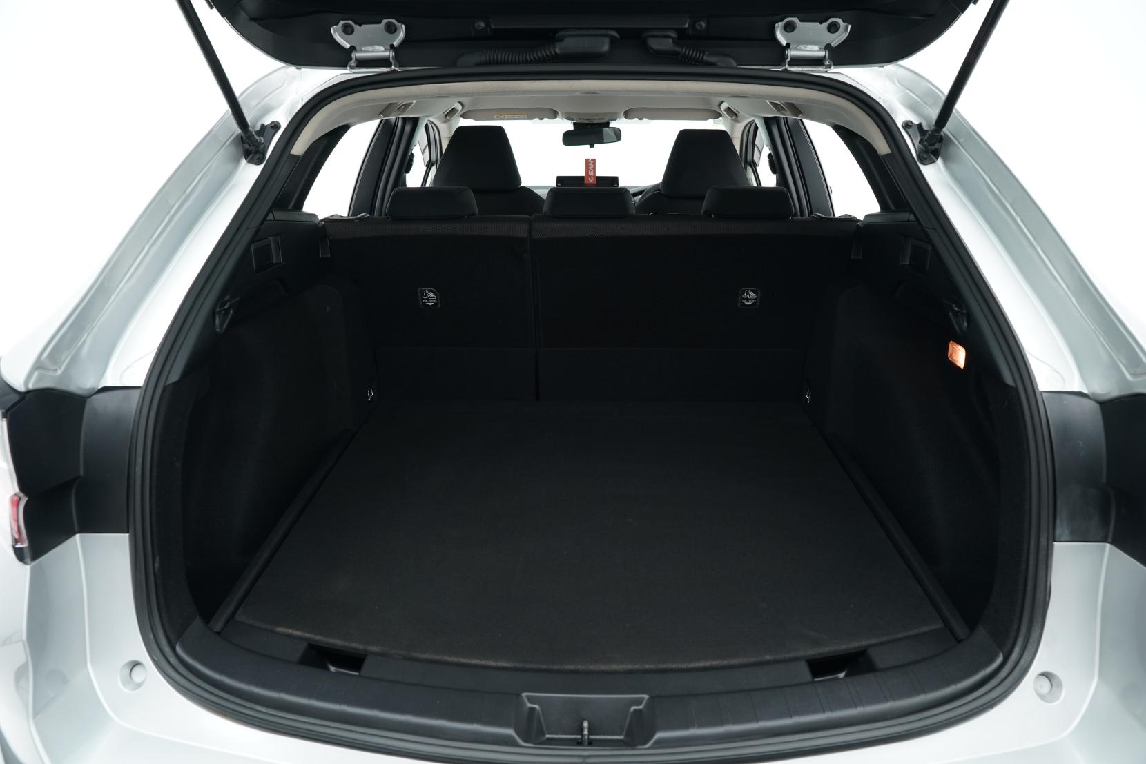 Toyota Corolla Touring Hybrid G-X