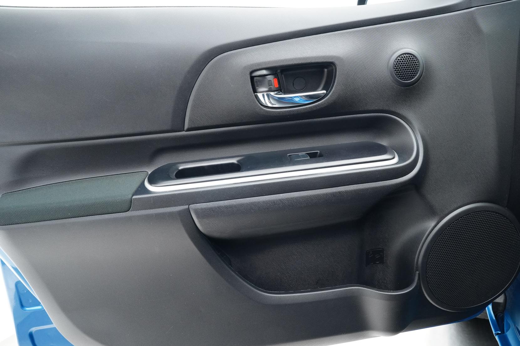 Toyota Aqua 1.5 G BLACK SOFT LEATHER SELECTION