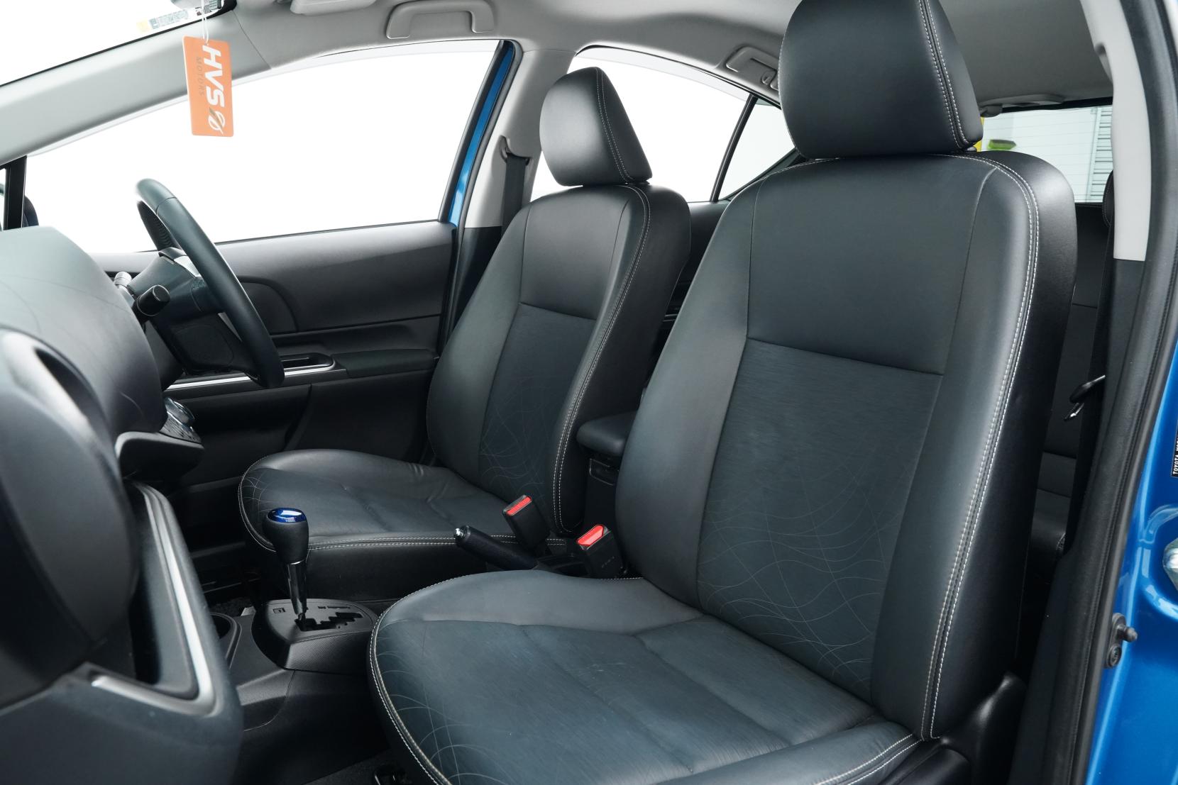 Toyota Aqua 1.5 G BLACK SOFT LEATHER SELECTION