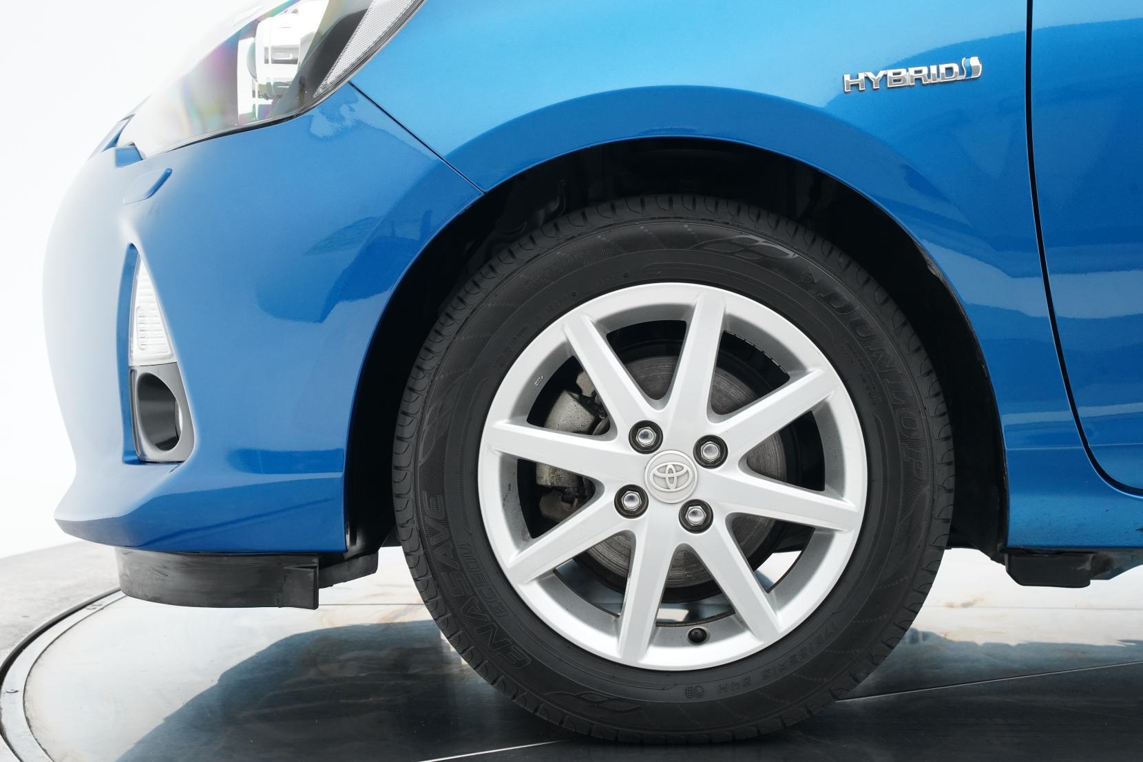 Toyota Aqua 1.5 G BLACK SOFT LEATHER SELECTION