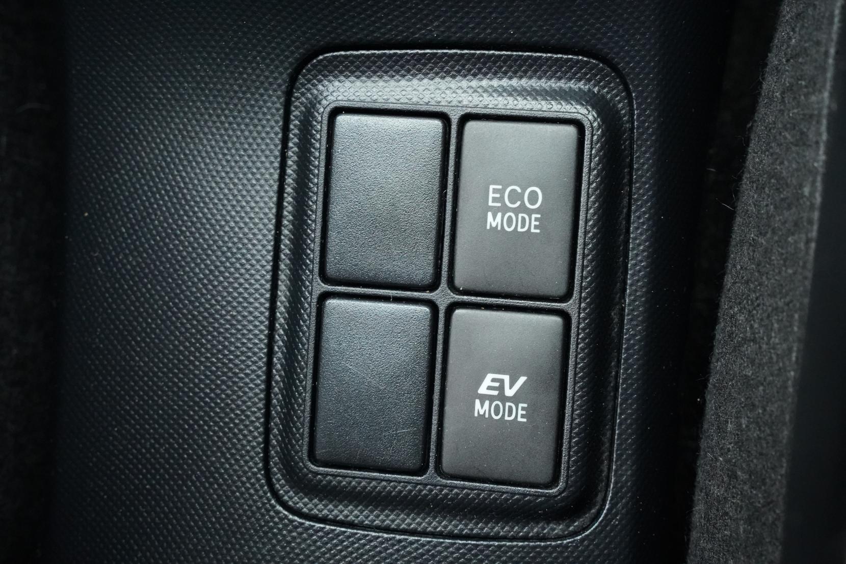 Toyota Aqua 1.5 G BLACK SOFT LEATHER SELECTION