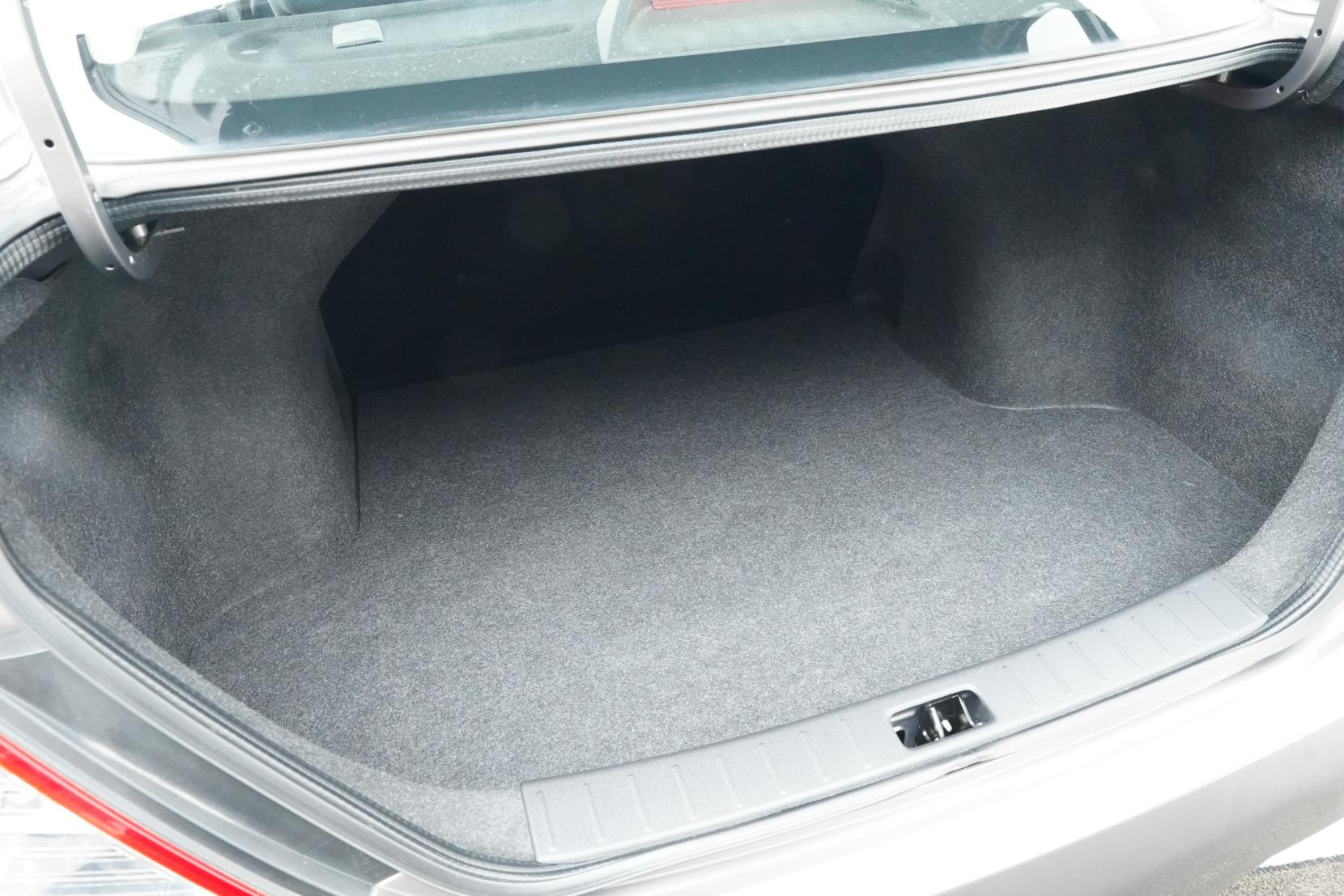 Nissan Latio 1.2 G Push Start