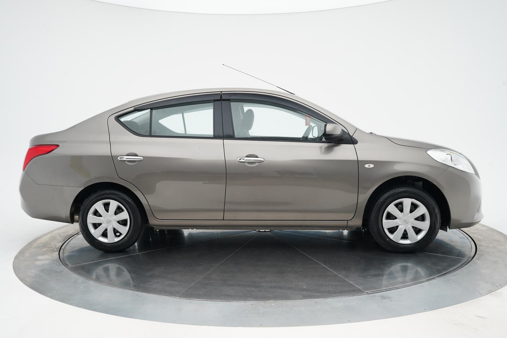 Nissan Latio 1.2 G Push Start