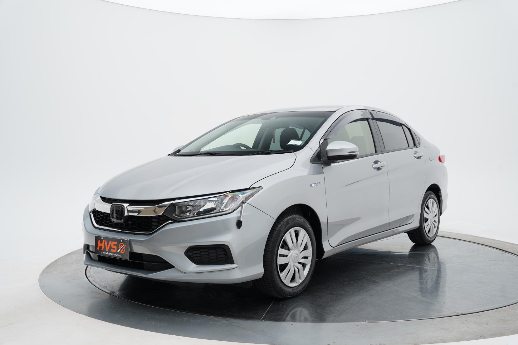 Honda Grace Hybrid DX