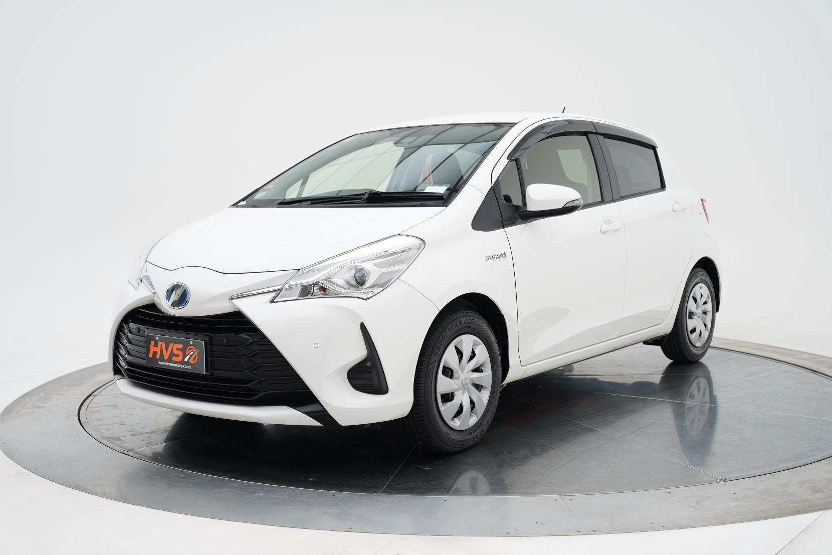 Toyota Vitz 1.5 Hybrid F