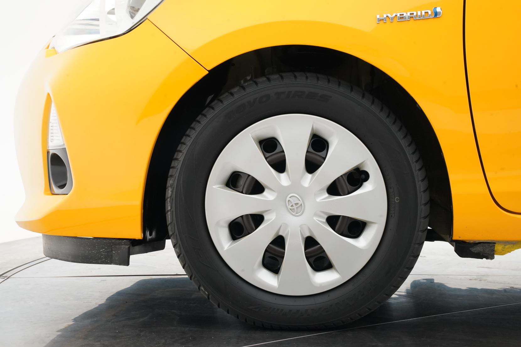 Toyota Aqua 1.5 S Push Start