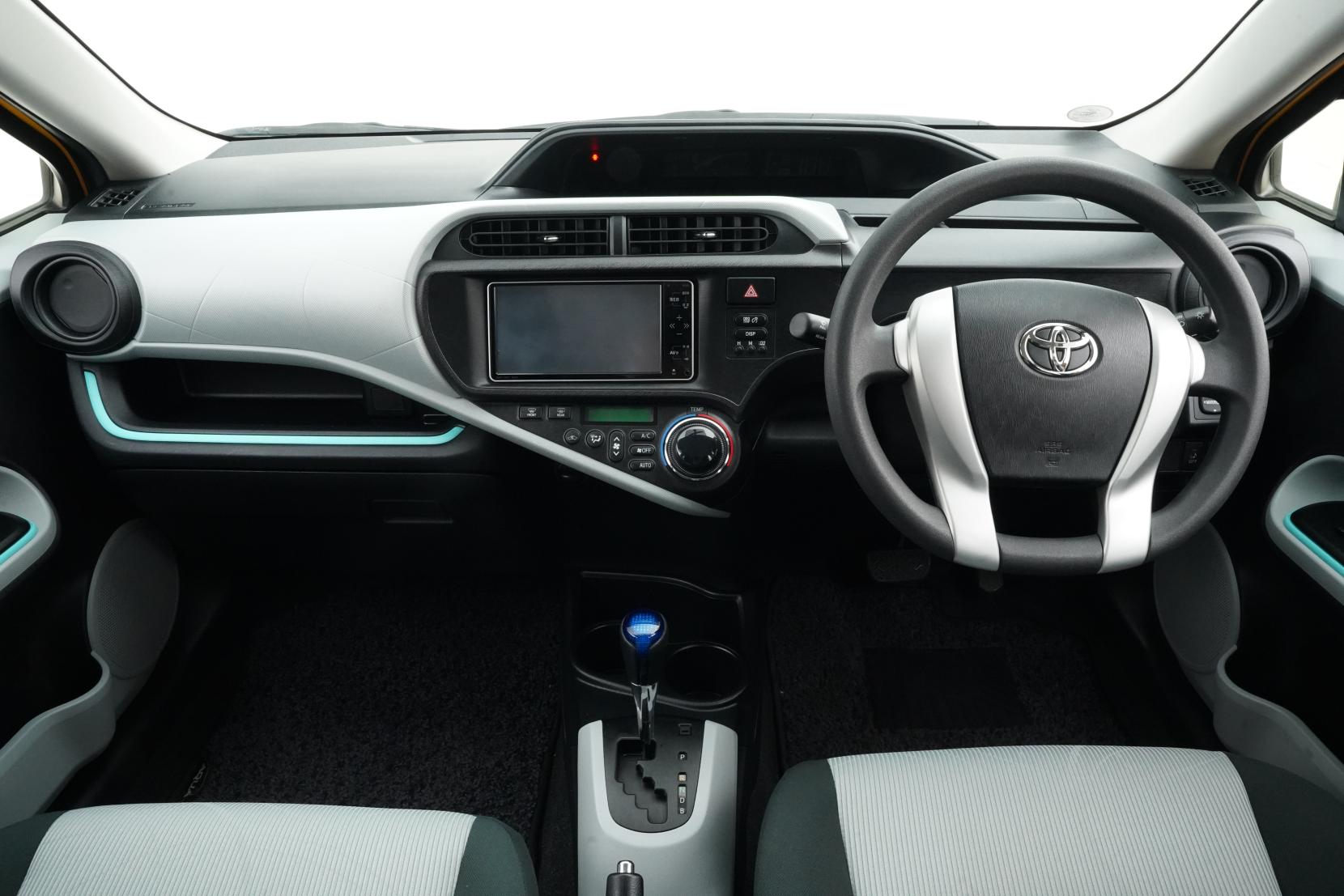 Toyota Aqua 1.5 S Push Start