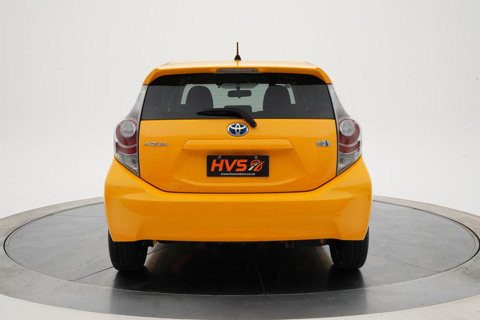 Toyota Aqua 1.5 S Push Start