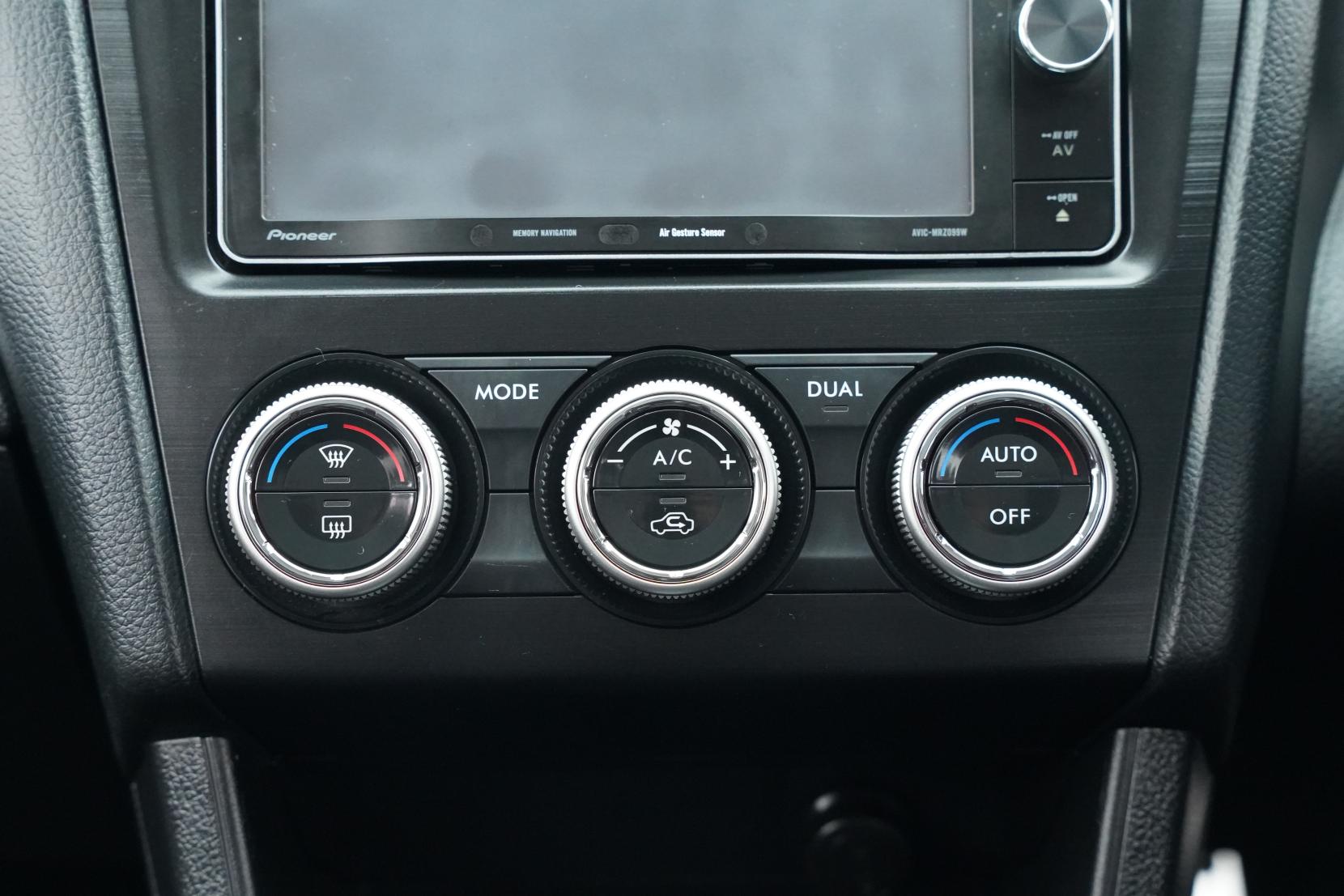 Subaru XV 2.0 Hybrid 2.0l-L 4WD EyeSight