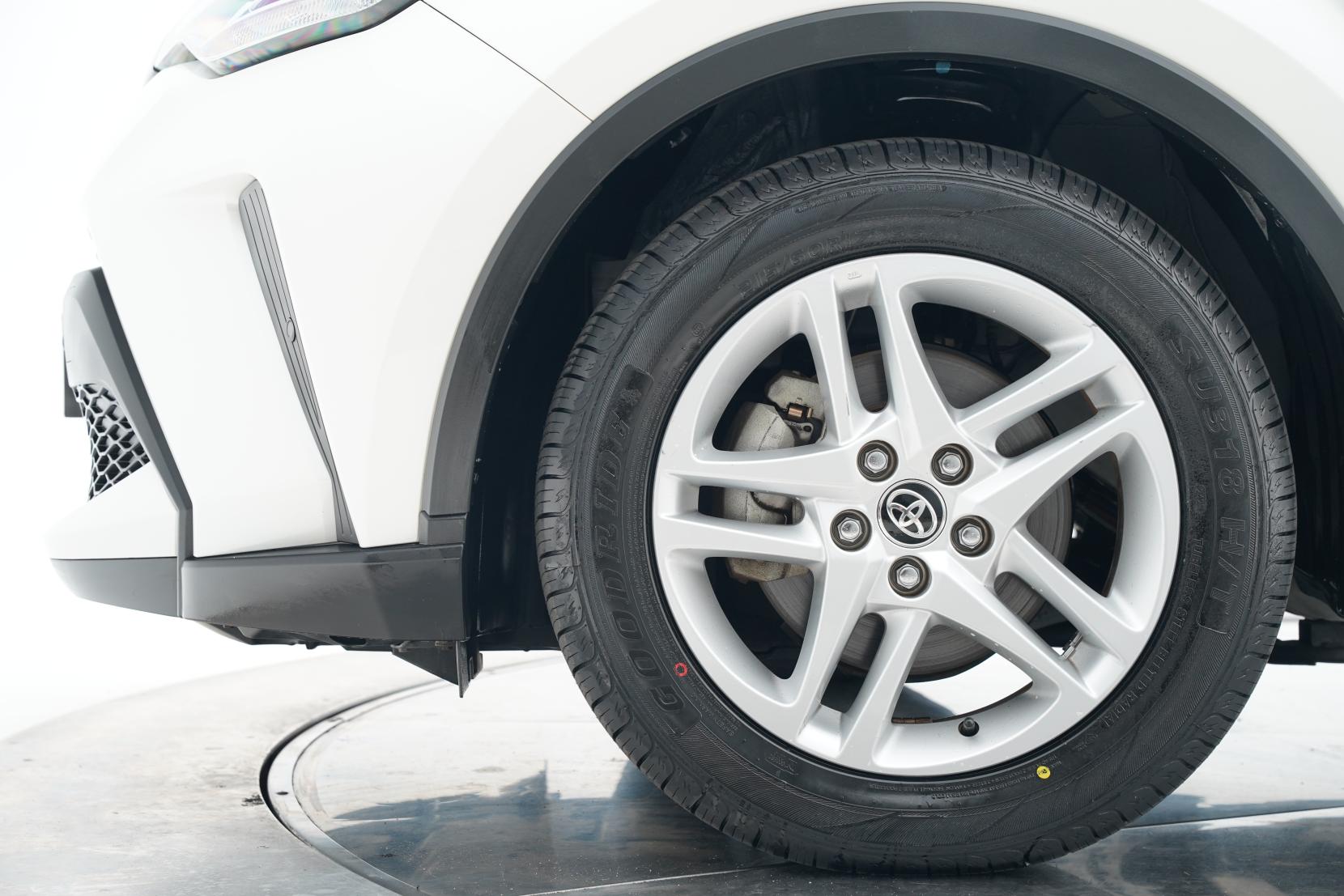 Toyota C-HR 1.8 S Hybrid Facelift