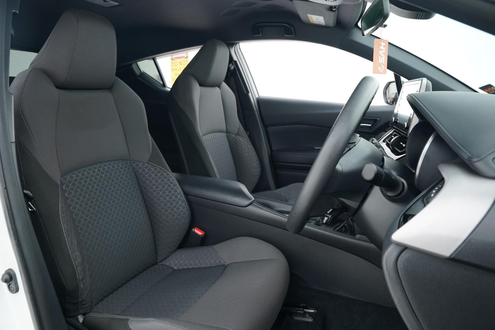 Toyota C-HR 1.8 S Hybrid Facelift