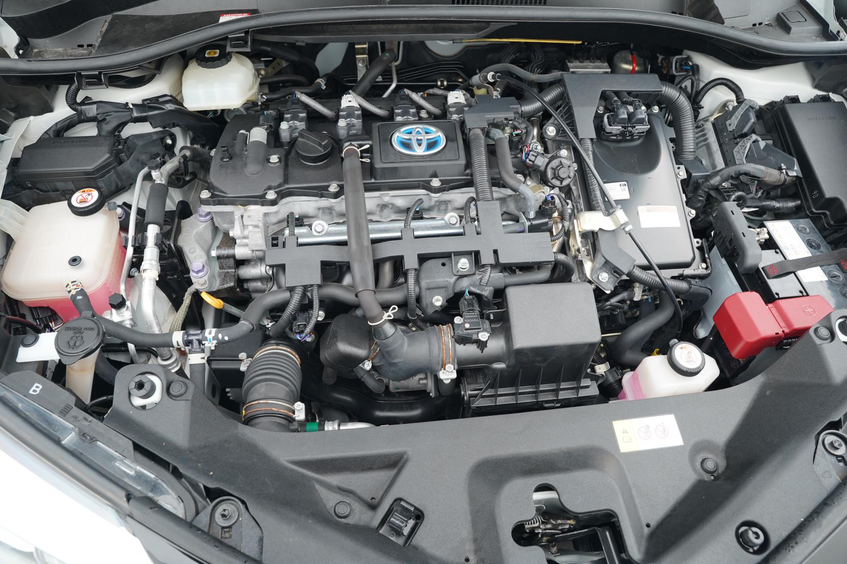 Toyota C-HR 1.8 S Hybrid Facelift