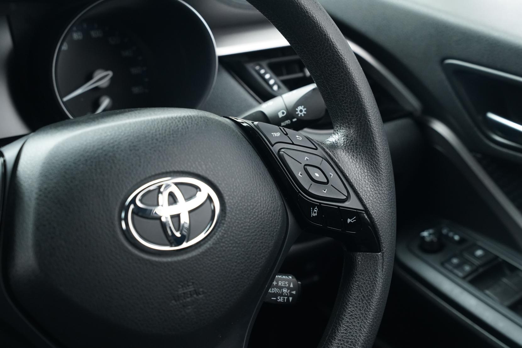 Toyota C-HR 1.8 S Hybrid Facelift