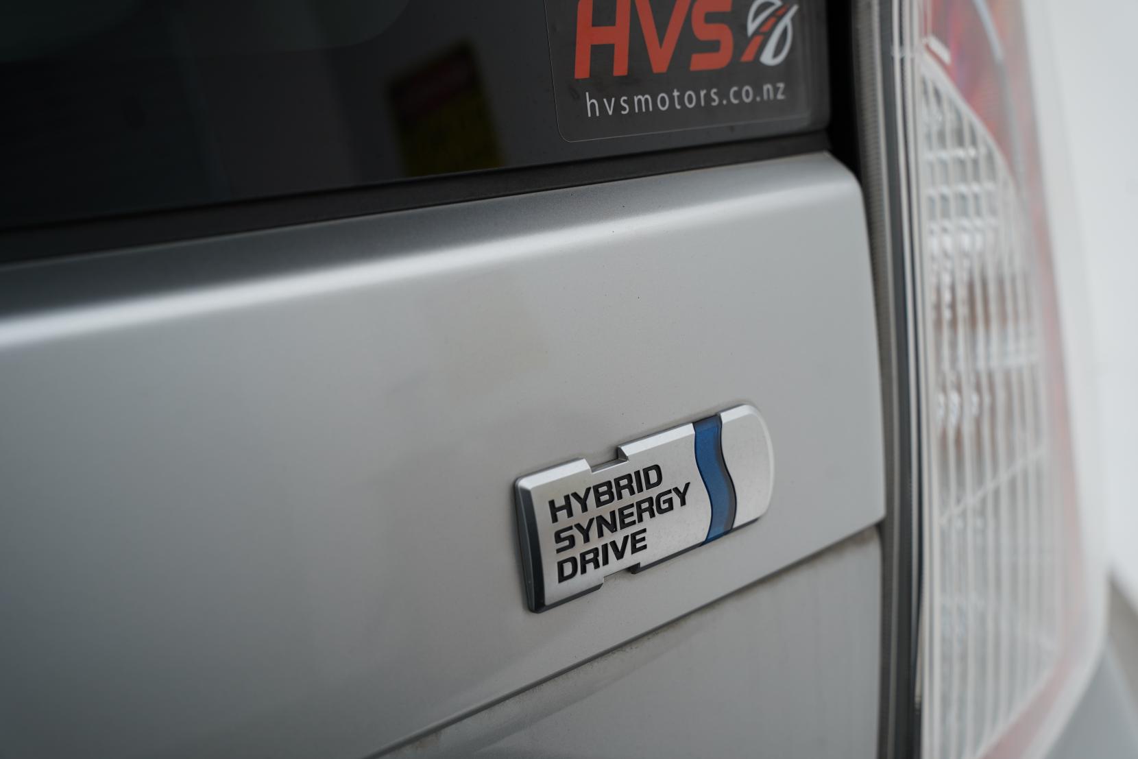 Toyota Prius 1.8 Hybrid S