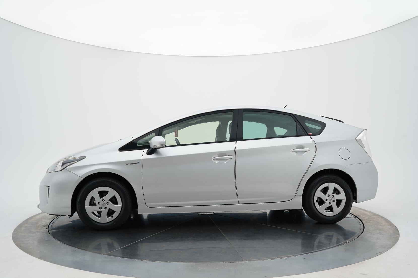 Toyota Prius 1.8 Hybrid S