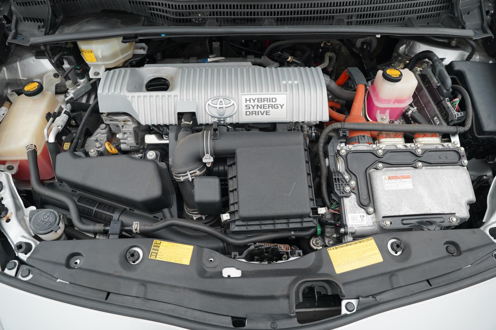 Toyota Prius 1.8 Hybrid S