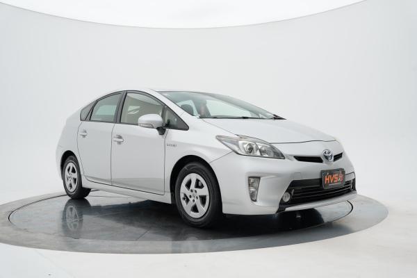 Toyota Prius 1.8 Hybrid S