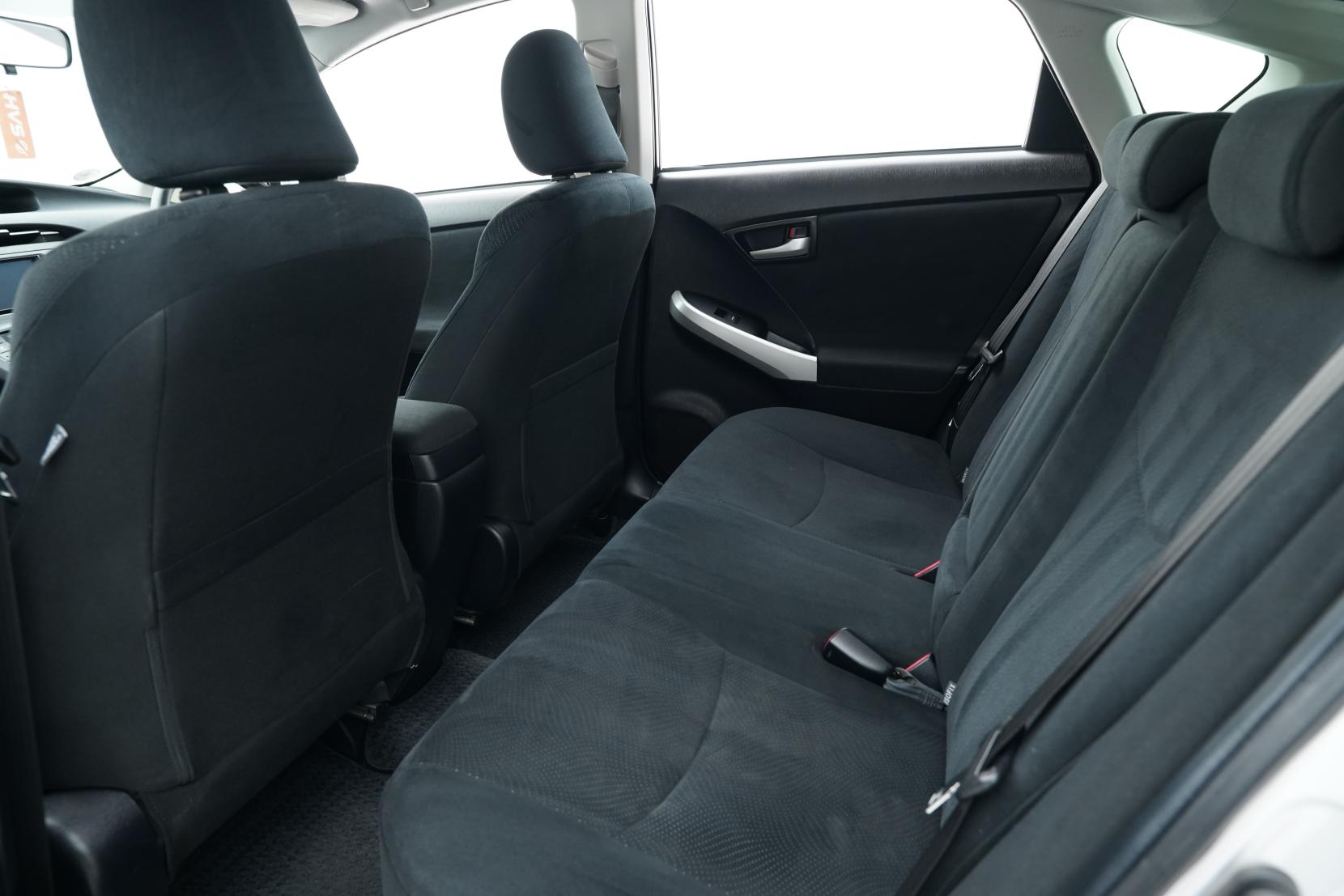 Toyota Prius 1.8 Hybrid S