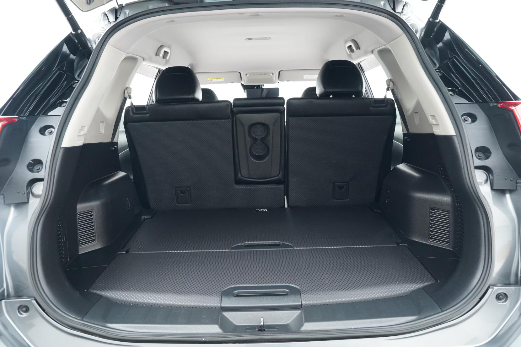 Nissan X-Trail 2.0 20XI