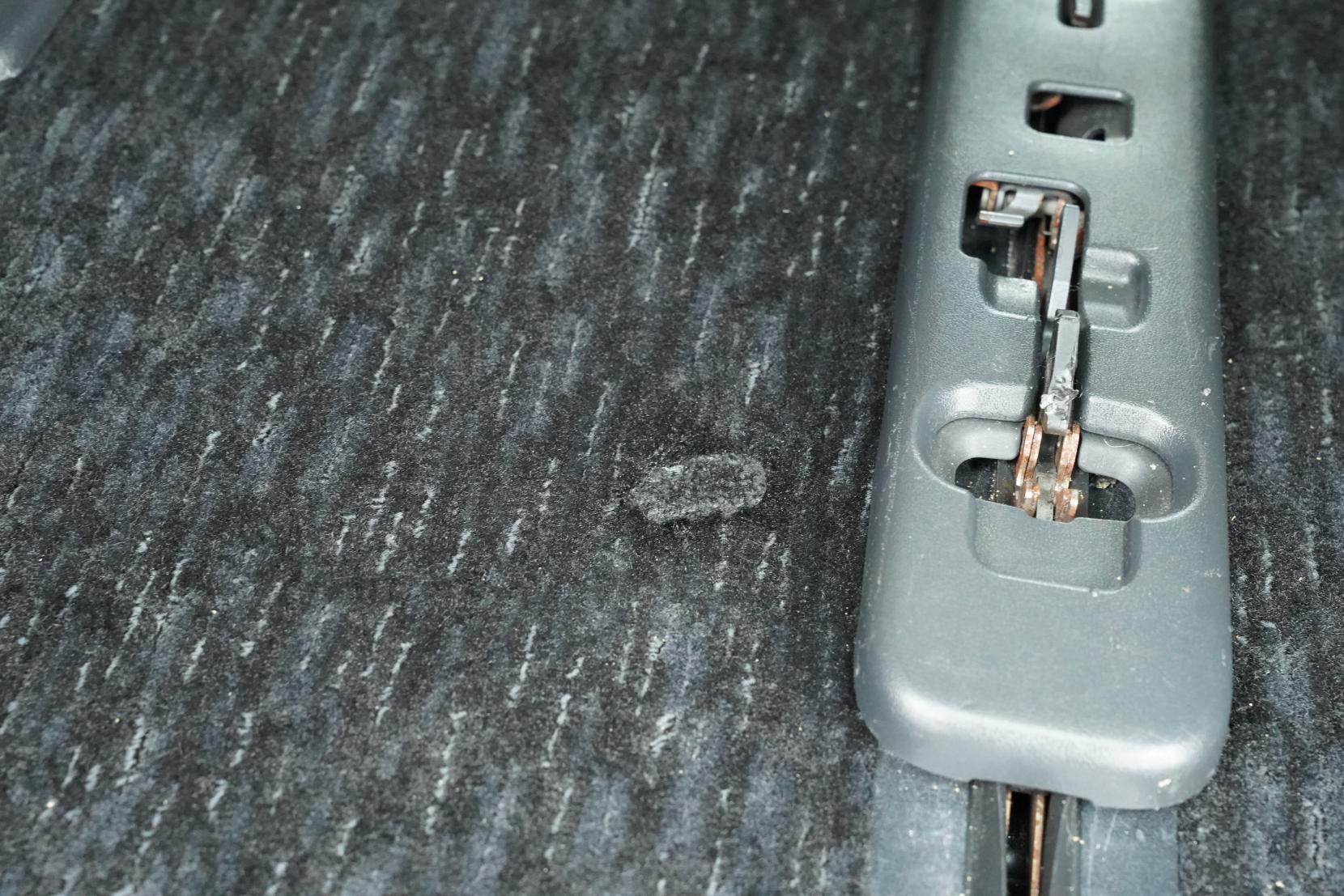 Toyota Alphard 2.4 Hybrid 4WD 7 Seats