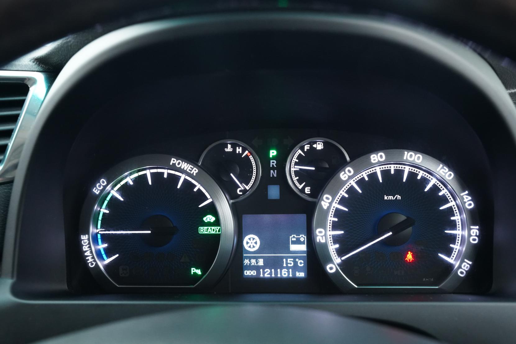 Toyota Alphard 2.4 Hybrid 4WD 7 Seats