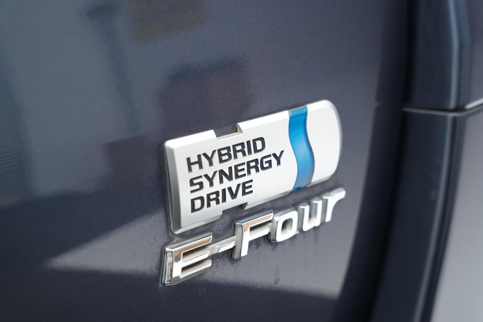 Toyota Alphard 2.4 Hybrid 4WD 7 Seats