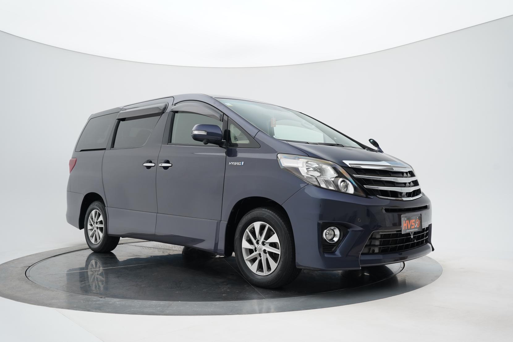 Toyota Alphard 2.4 Hybrid 4WD 7 Seats