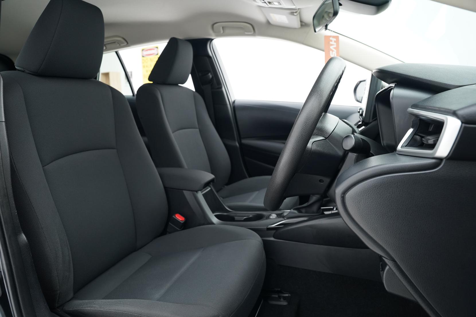 Toyota Corolla 1.8 TOURING HYBRID G-X