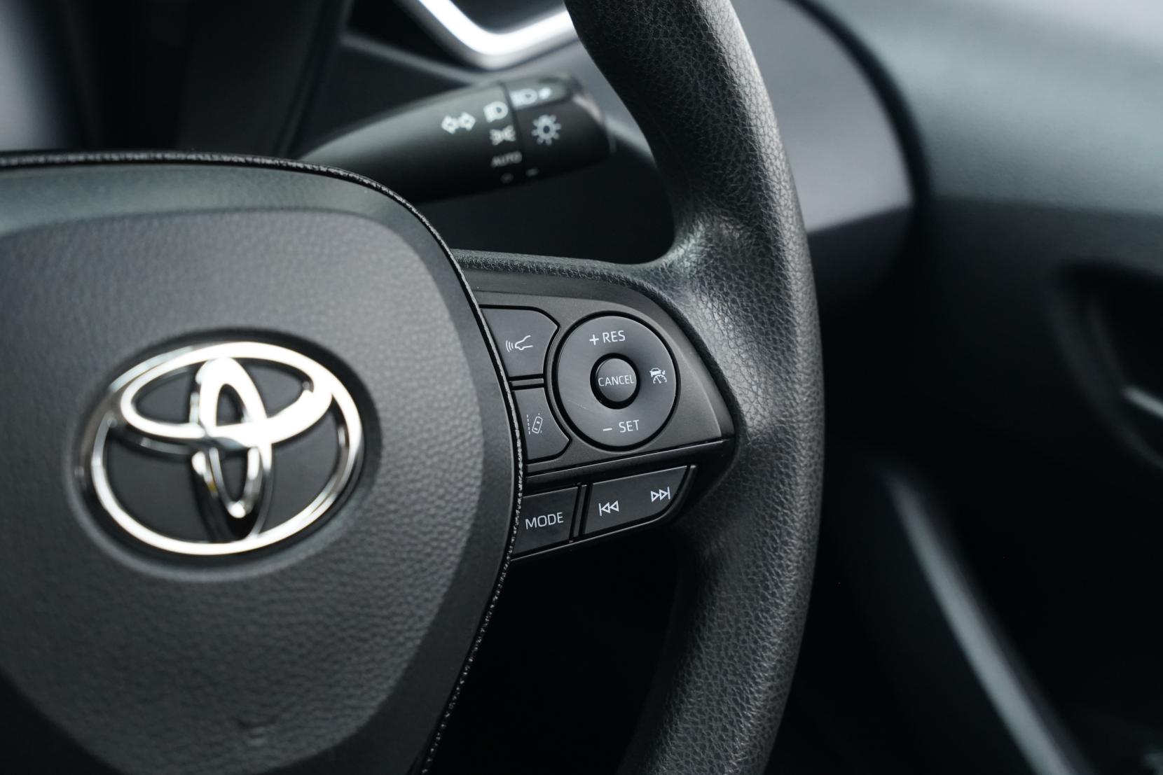 Toyota Corolla 1.8 TOURING HYBRID G-X